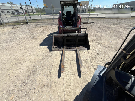 2022 ARROW MATERIAL HANDLING 60" Pallet Forks - Arrow