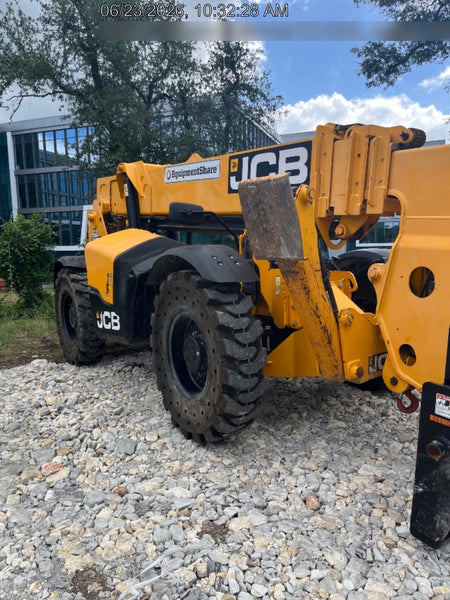 2022 JCB 510-56