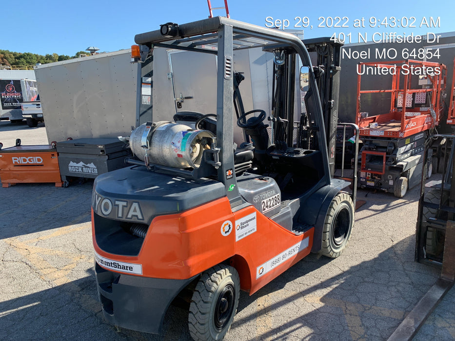 2022 TOYOTA 50-8FGU25