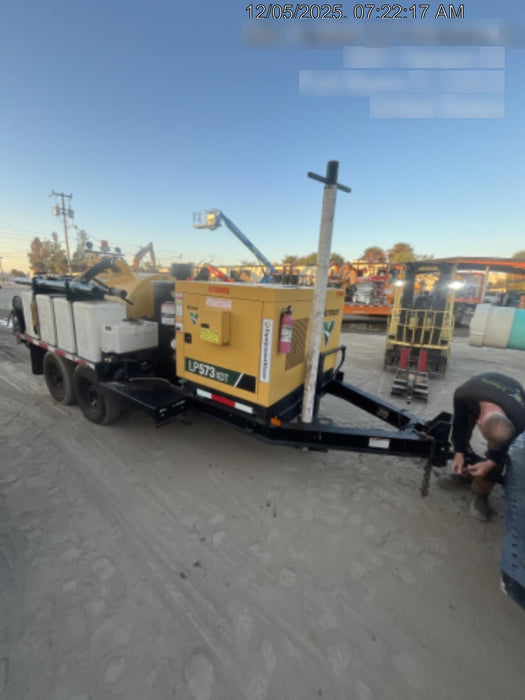 2021 Vac-Tron LP573XDT T4 Koehler Diesel Engine, 500 Gallon Debris Tank, x2 100 Gallon Water Tanks