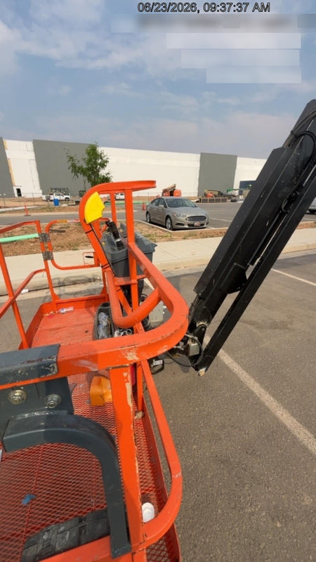 2025 JLG 860SJ