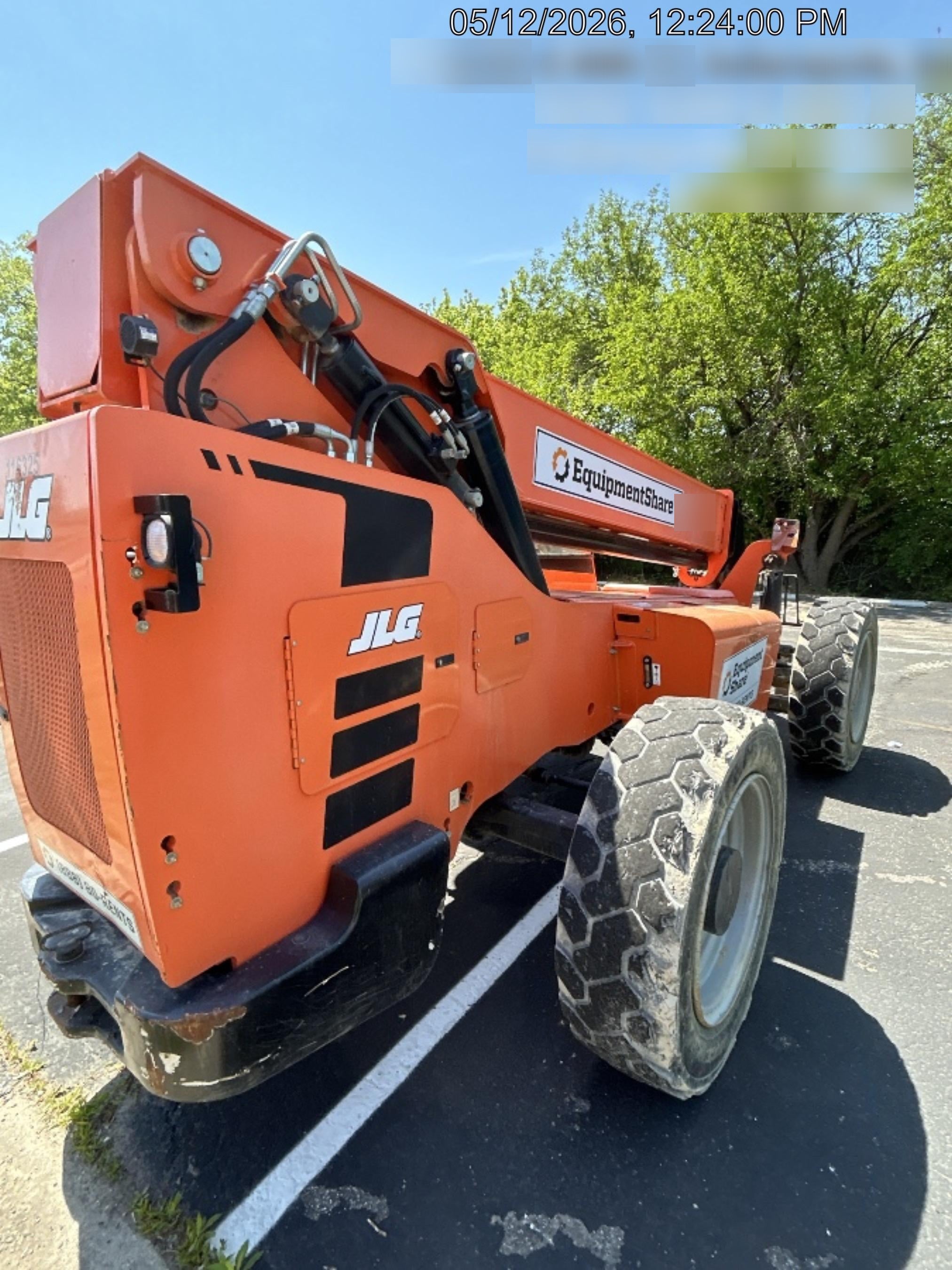 2020 SKYTRAK 8042
