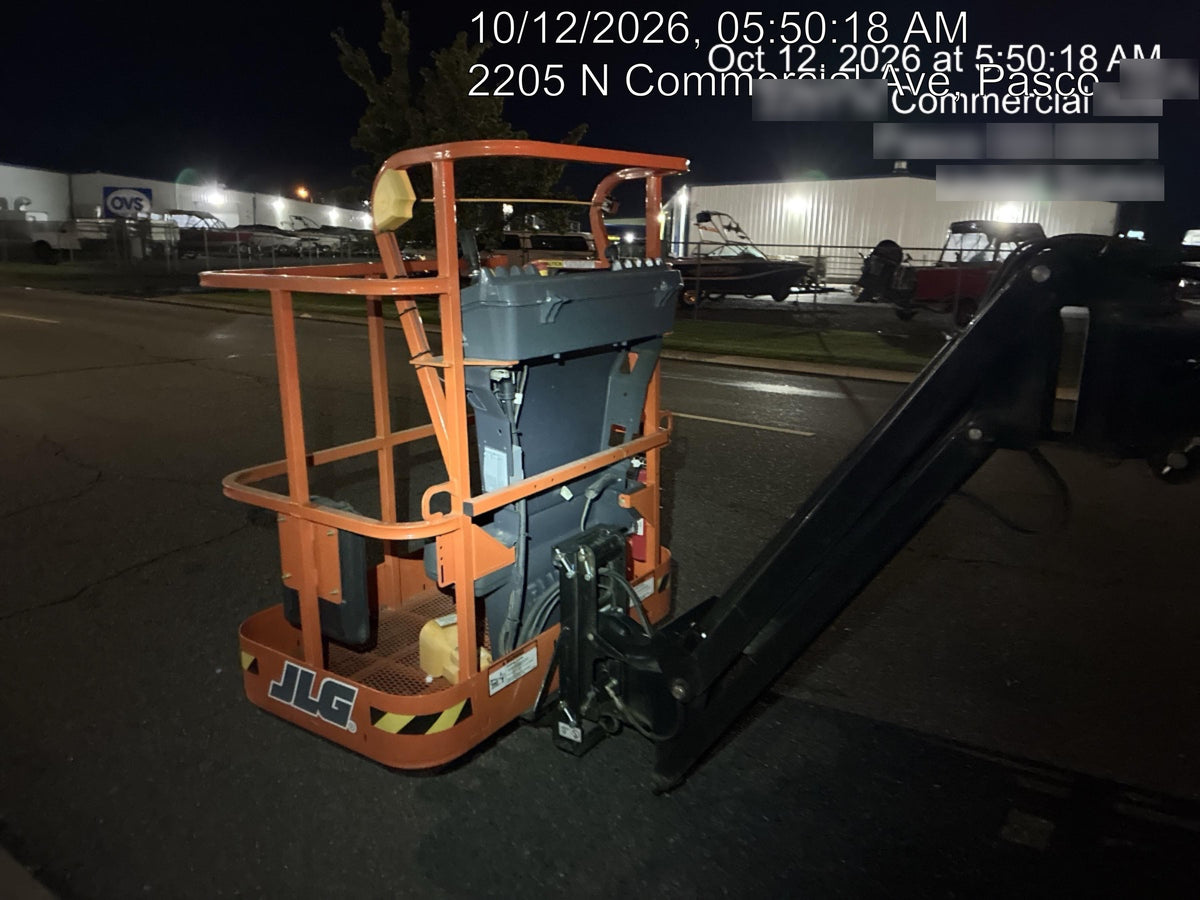 2025 JLG E300AJP