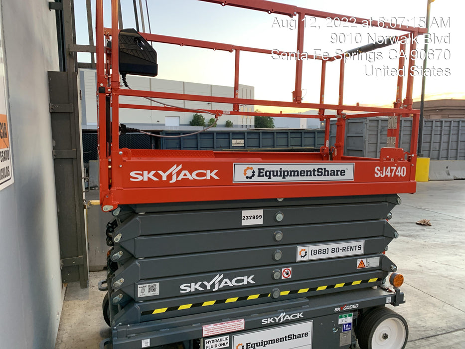 2022 SKYJACK SJ4740