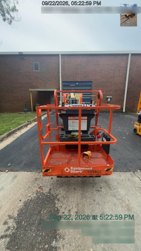 2025 JLG E300AJP