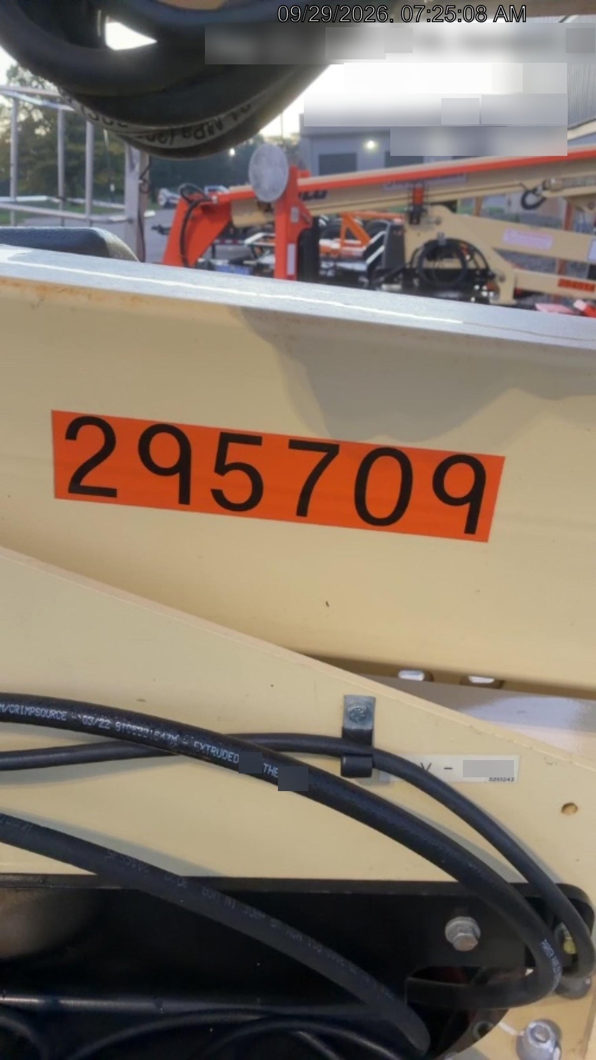 2023 JLG T500J