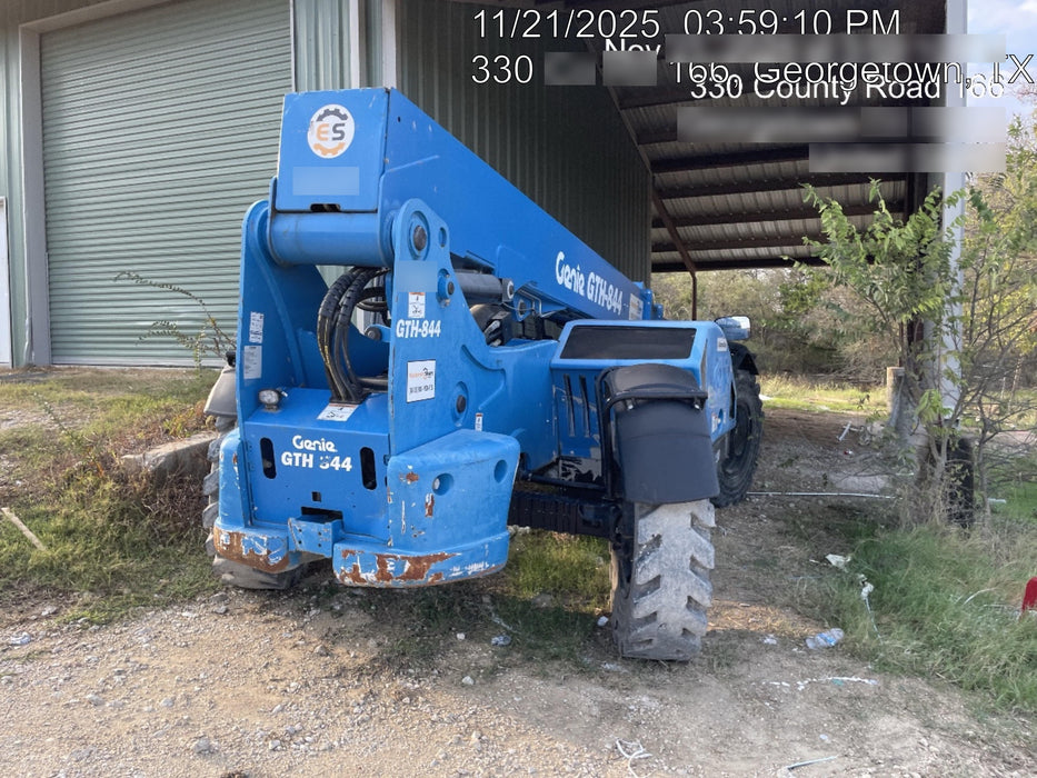 2018 Genie GTH-844 GTH-844 w/Open ROPS, Solid Tires, beacon/work lights, 60" carriage/forks