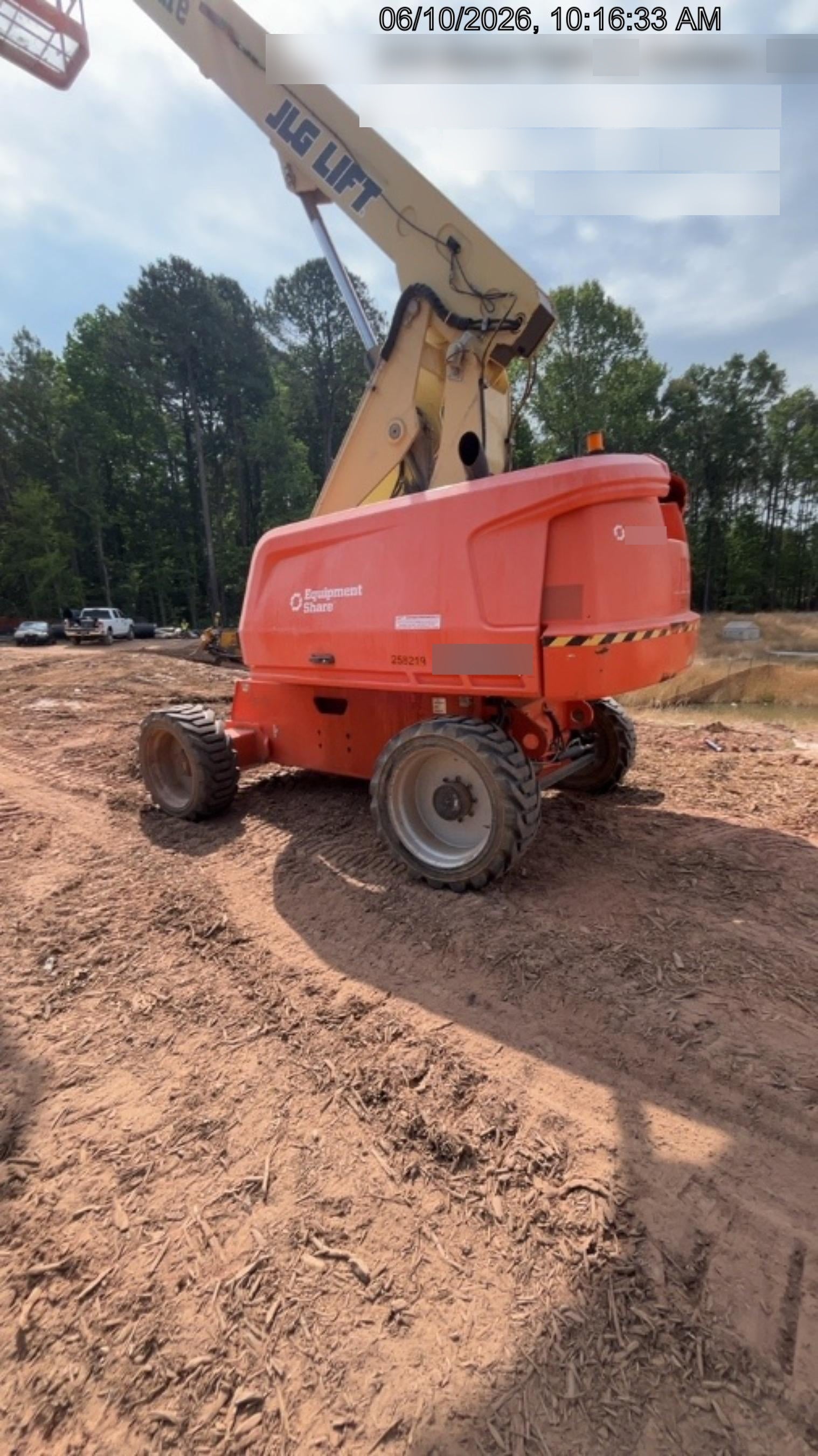 2022 JLG 600S