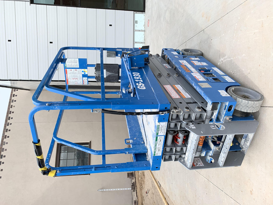 2020 Genie GS-1930 Fixed rails with chain entry gate - Pre A92.20