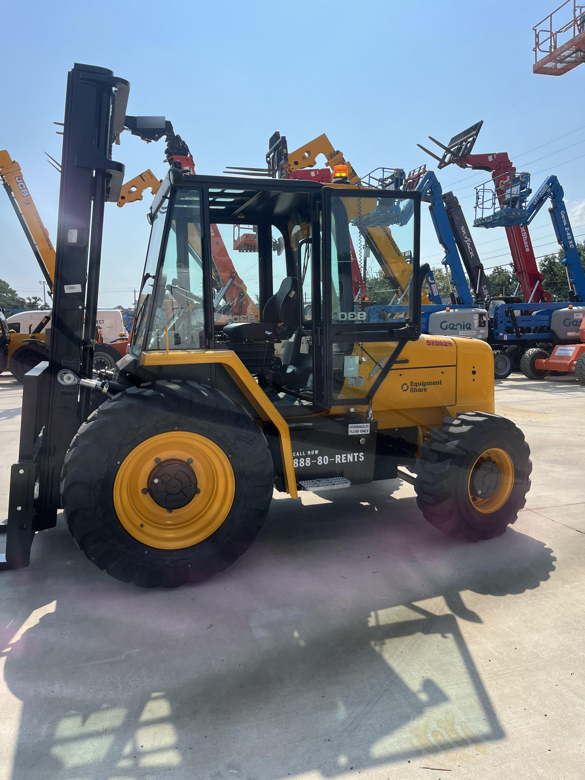 2025 JCB 930-4