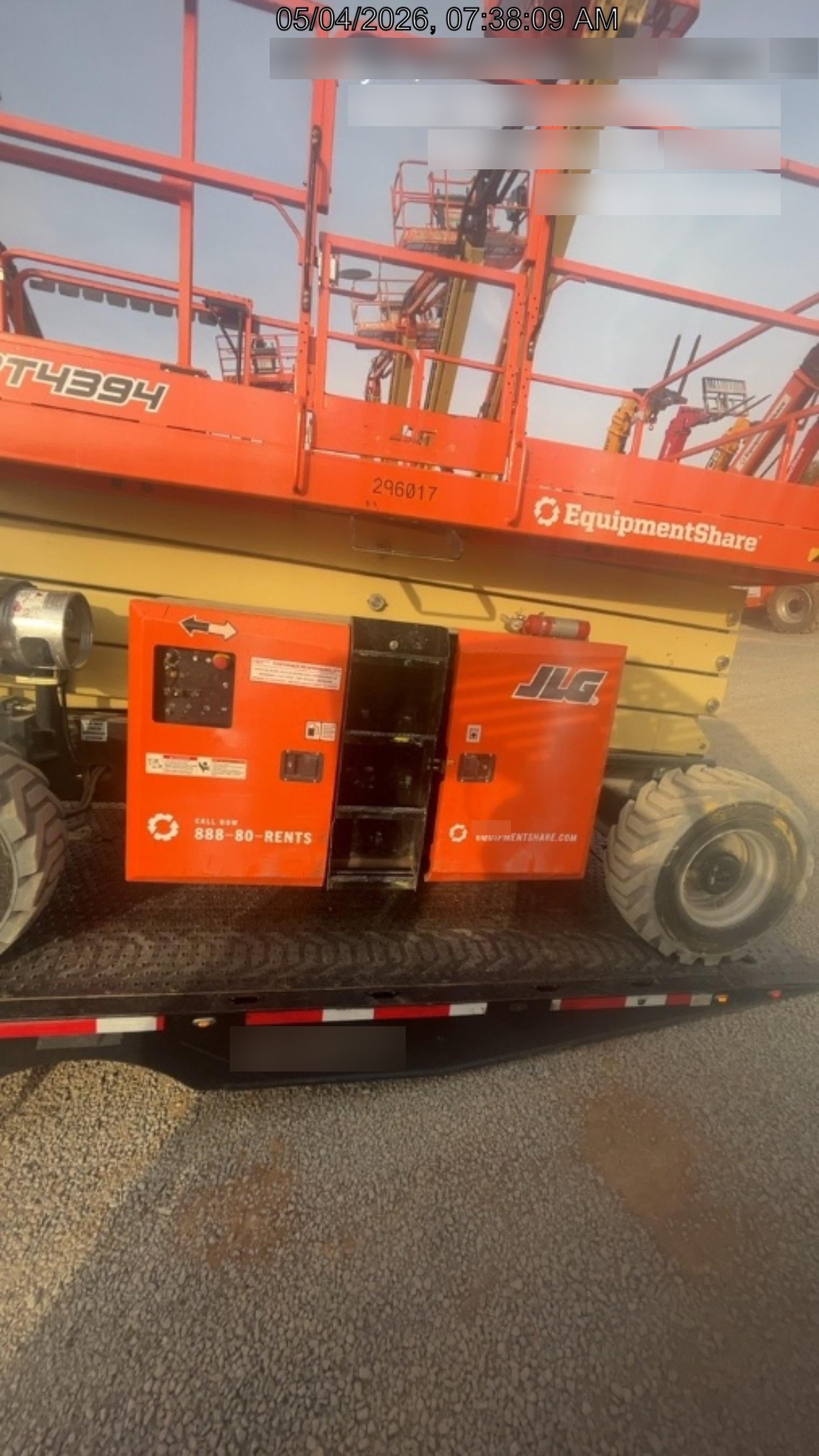 2023 JLG RT4394