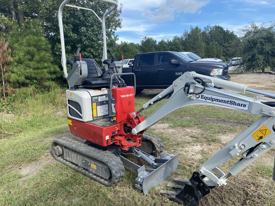 2023 TAKEUCHI TB210R
