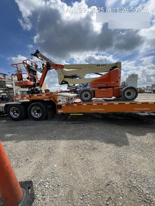 2018 JLG E450AJ