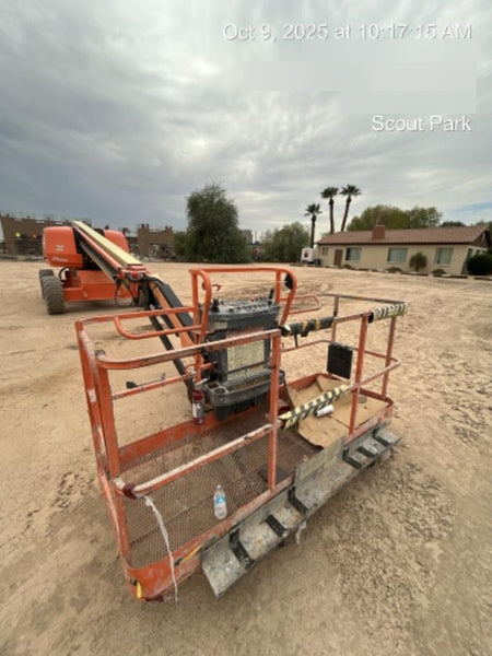 2022 JLG 660SJ