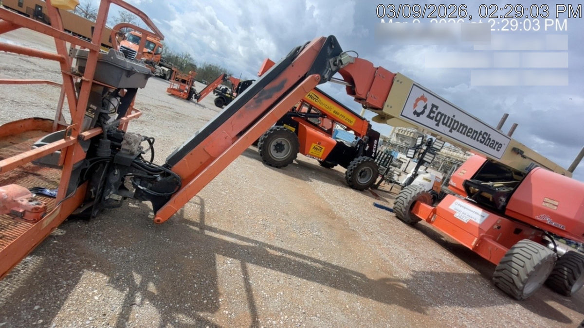 2021 JLG 660SJ
