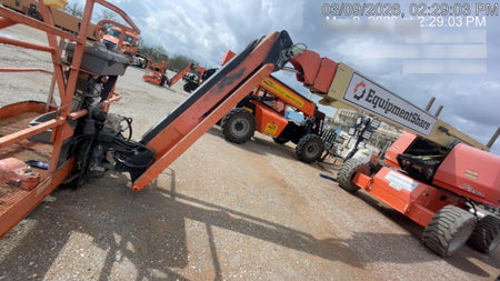 2021 JLG 660SJ