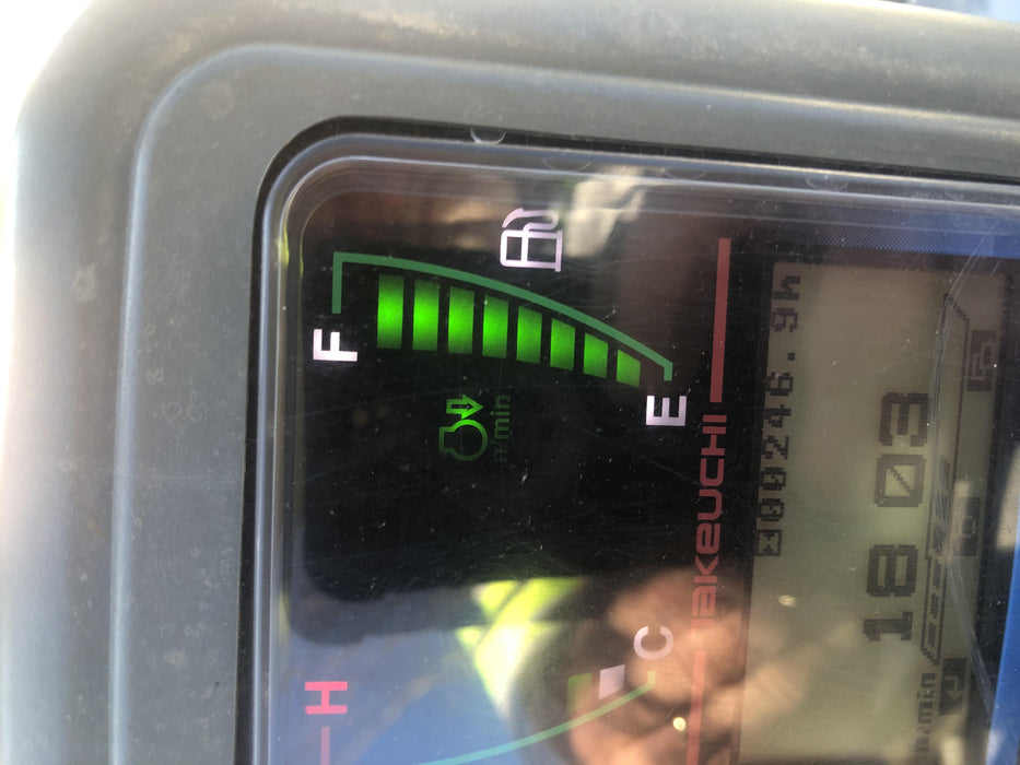 2020 TAKEUCHI TB235-2R