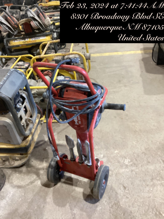 2020 HILTI TE 3000-AVR