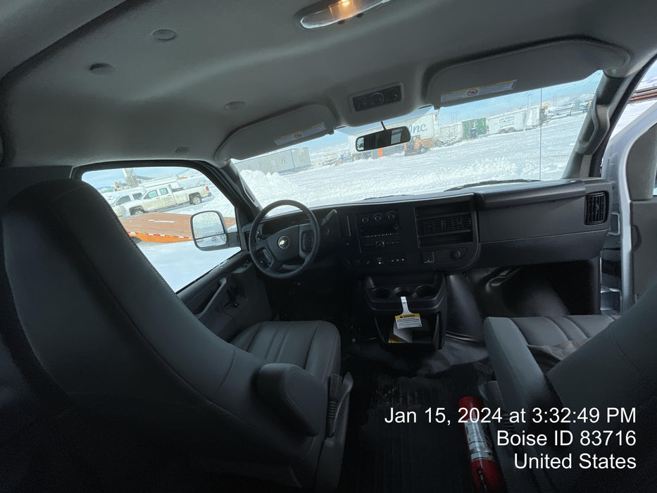 2023 CHEVROLET Express Van - Rental