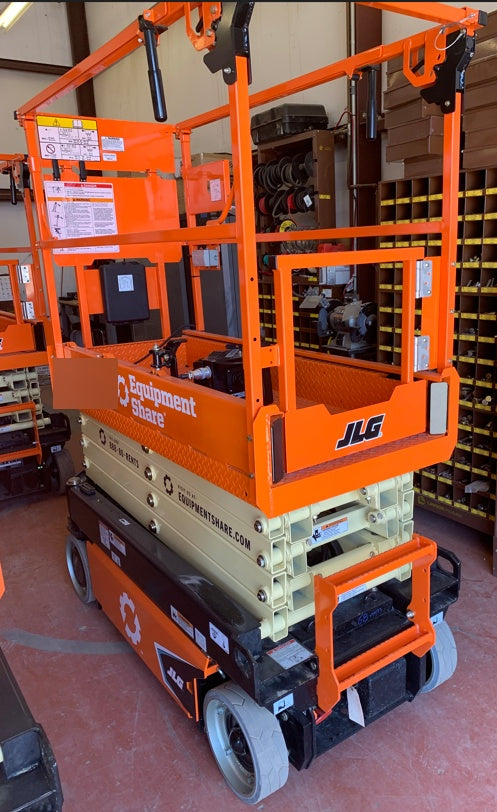 2023 JLG ES1932