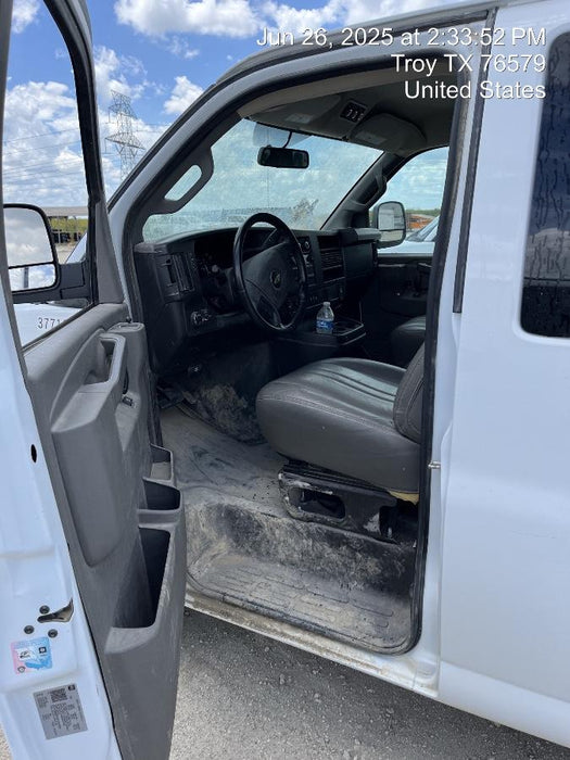 2023 CHEVROLET Express Van - Rental