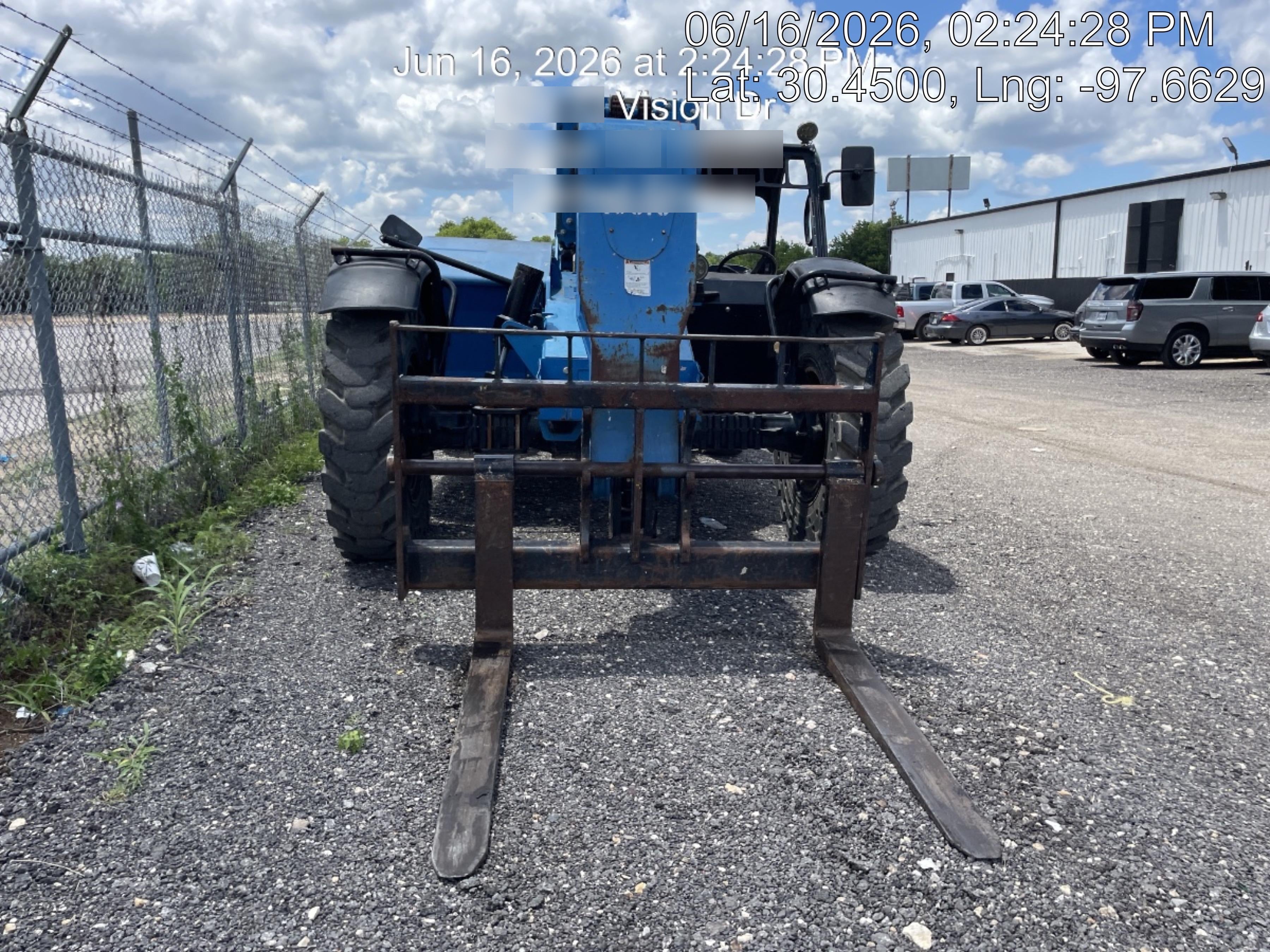 2018 Genie GTH-844 Genie GTH-844 w/ROPS, Work Lights, Solid Tires, RH Cab Mesh, Beacon, 60" Carriage and Forks