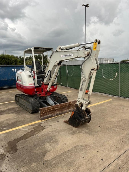 2022 TAKEUCHI TB235-2R