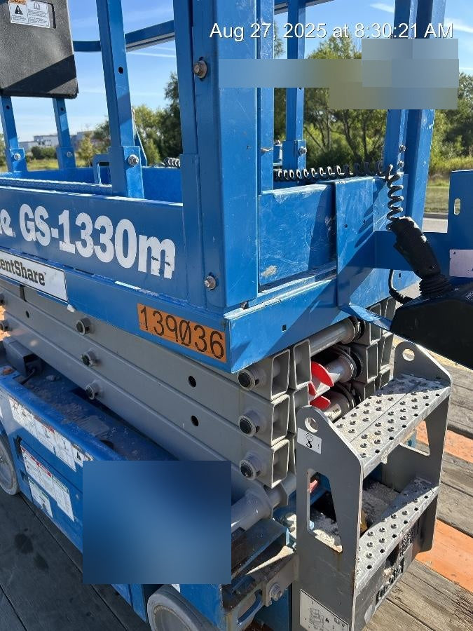 2021 GENIE GS-1330m