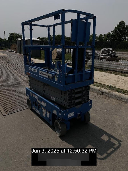 2020 Genie GS-1930 Solid Non Marking Tires, Beacon, Folding rails with half height swing gate