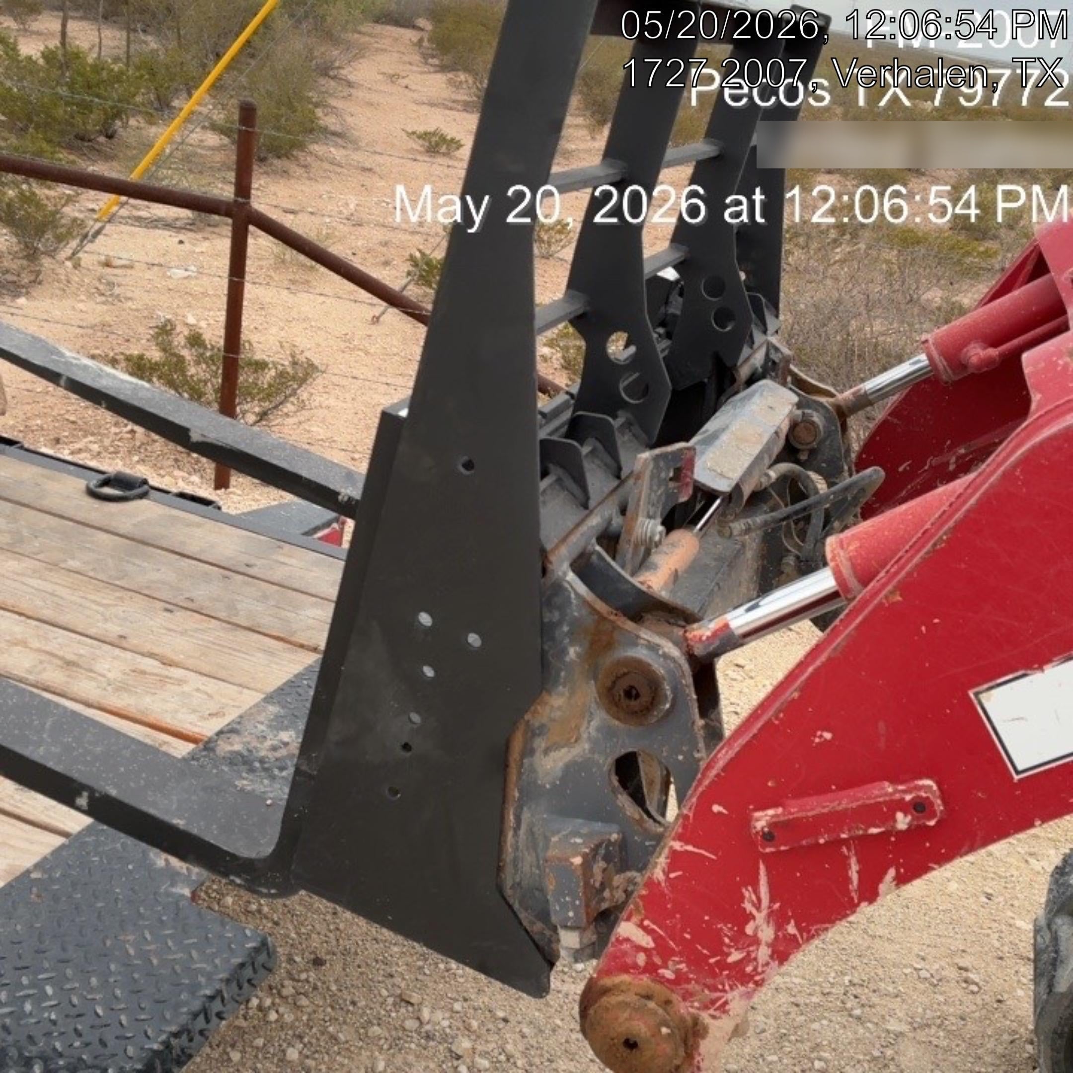 2026 ARROW MATERIAL HANDLING 48" Pallet Forks - Arrow