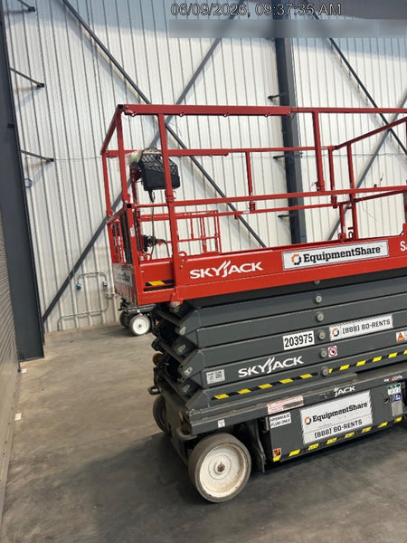 2022 SKYJACK SJ4740