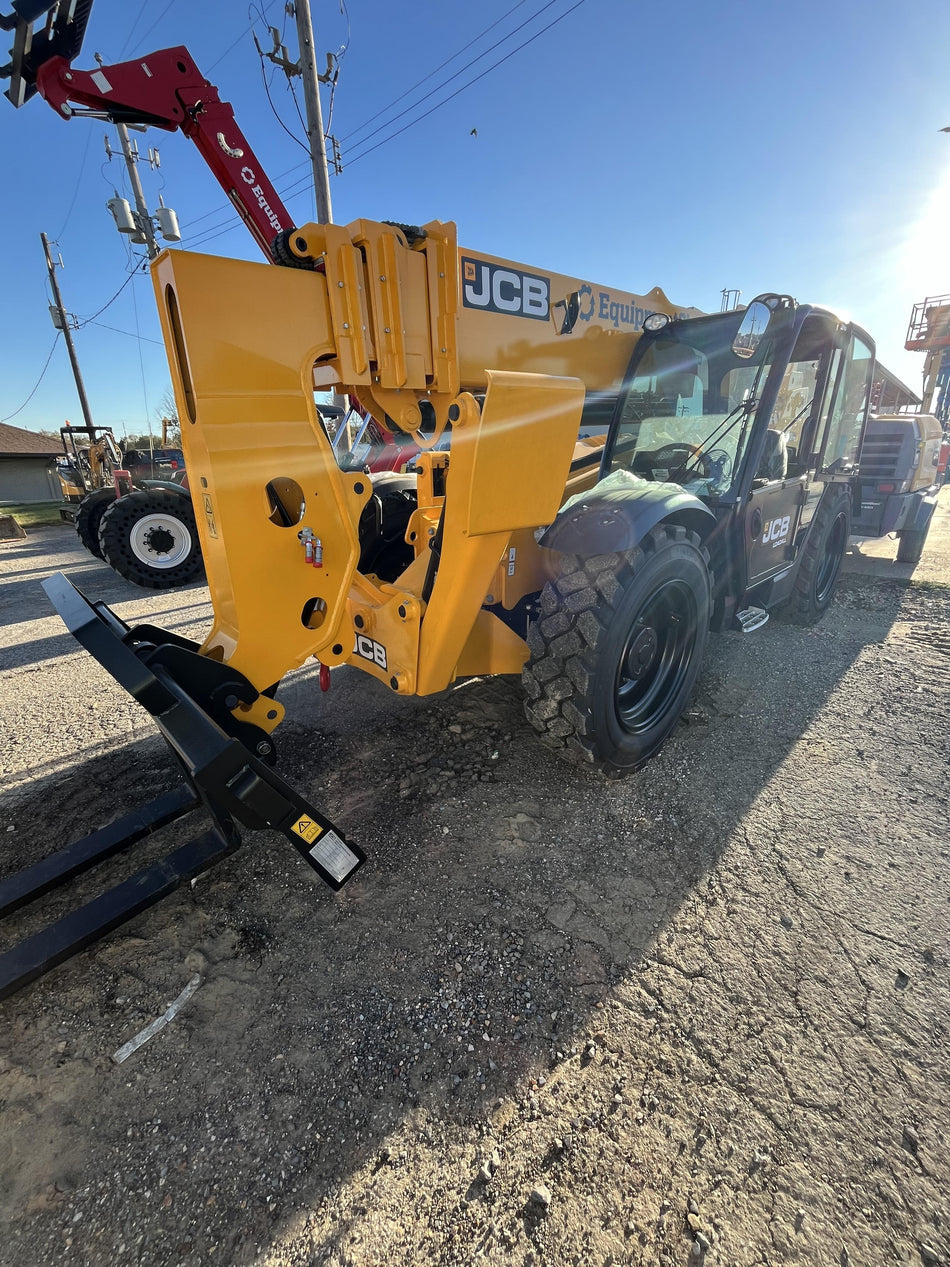 2025 JCB 510-56
