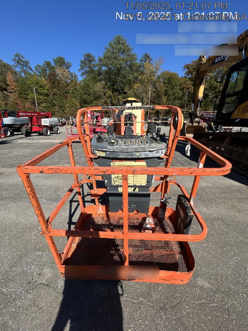 2019 JLG E300AJP