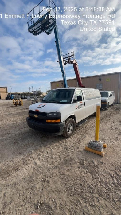 2024 CHEVROLET Express Van - Rental