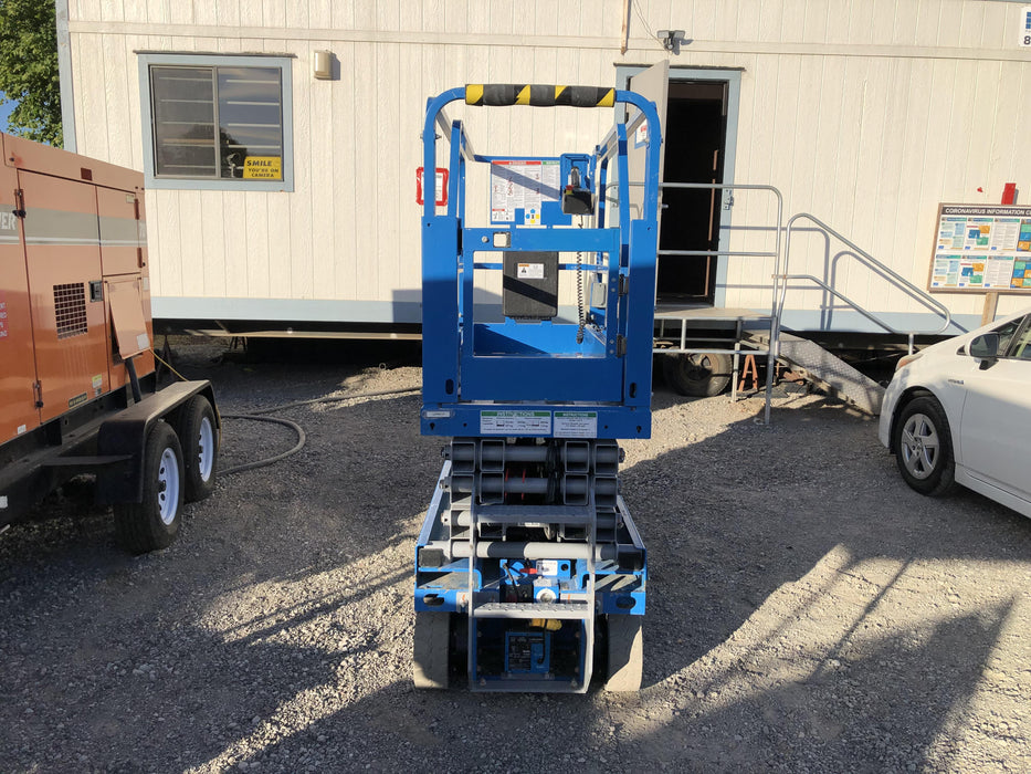 2019 Genie GS-1930 Half Height Swing Gate, 800W Inverter