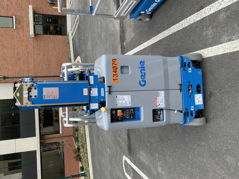 2021 GENIE GR-20