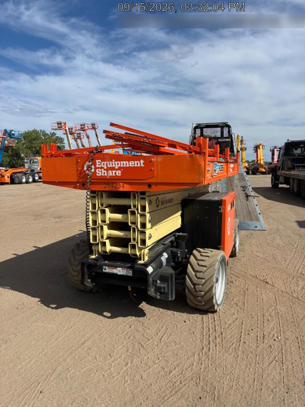 2022 JLG ERT4069