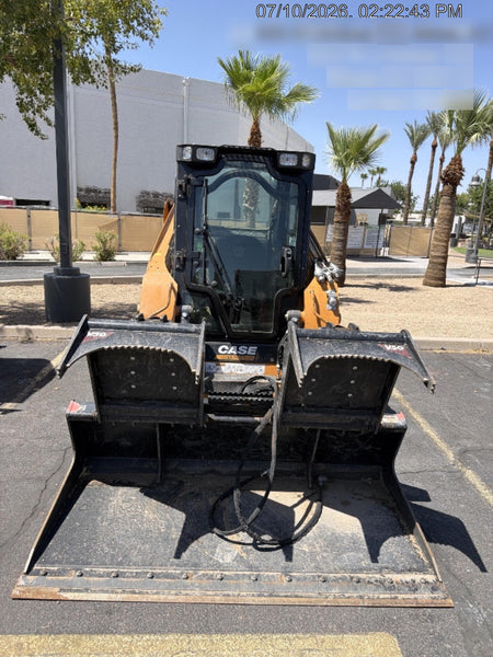 2021 CASE TR270B
