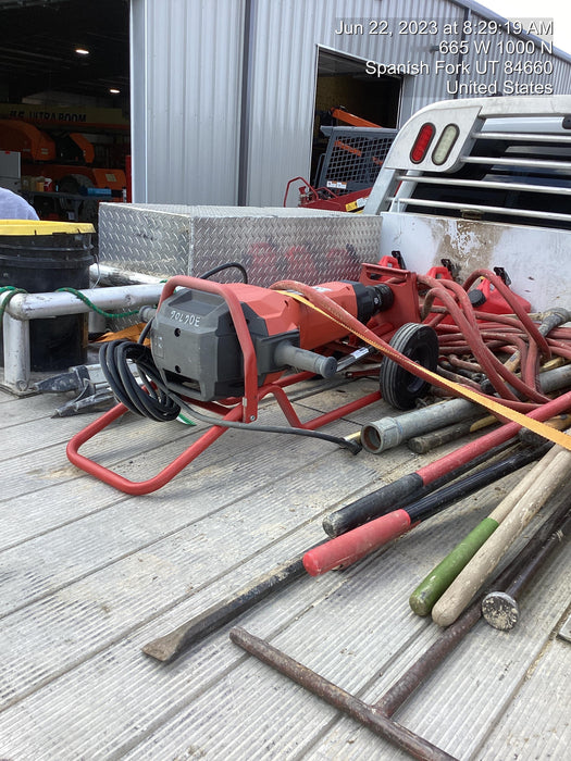 2023 HILTI TE 3000-AVR