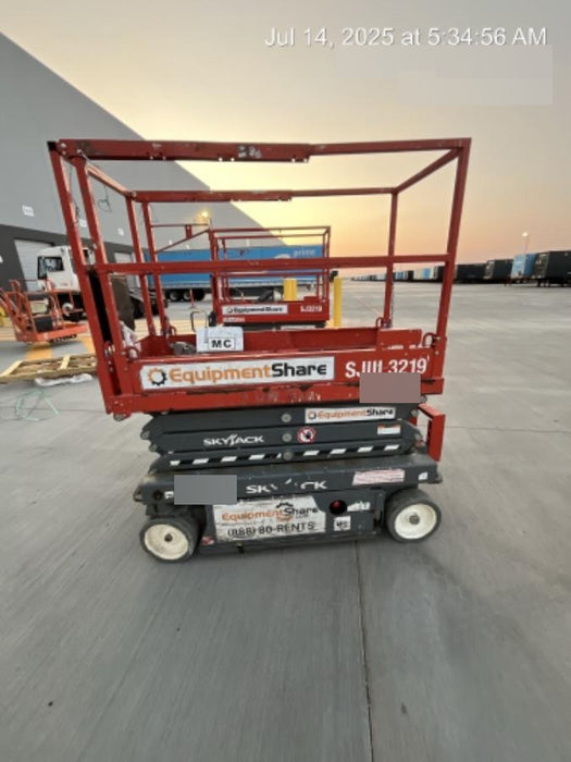 2018 SKYJACK SJIII-3219