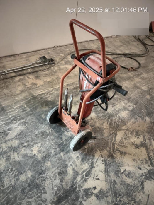 2020 HILTI TE 3000-AVR