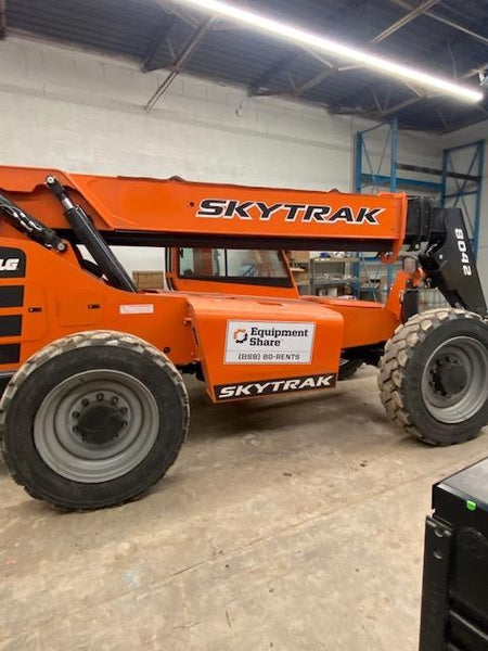 2020 SKYTRAK 8042