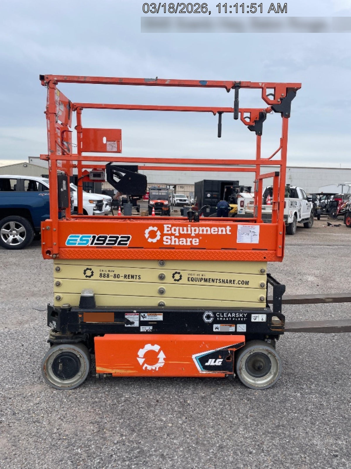 2024 JLG ES1932
