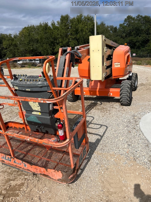 2019 JLG 450AJ