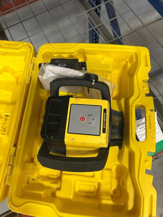 2020 LEICA Rugby 610