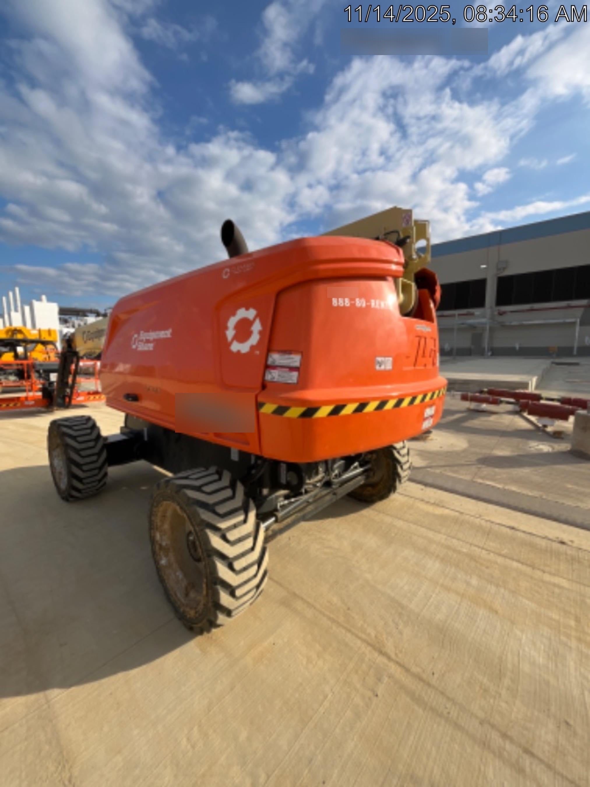 2025 JLG 660SJ