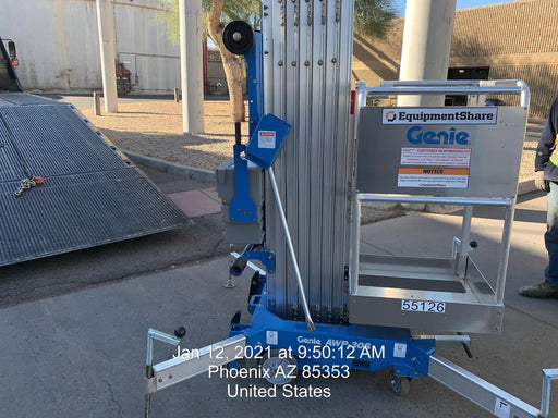 2019 GENIE AWP-30S
