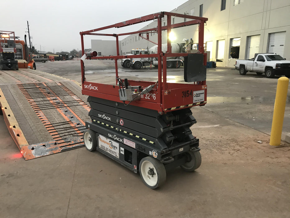 2017 SKYJACK SJIII-3226