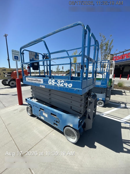 2022 GENIE GS-3246