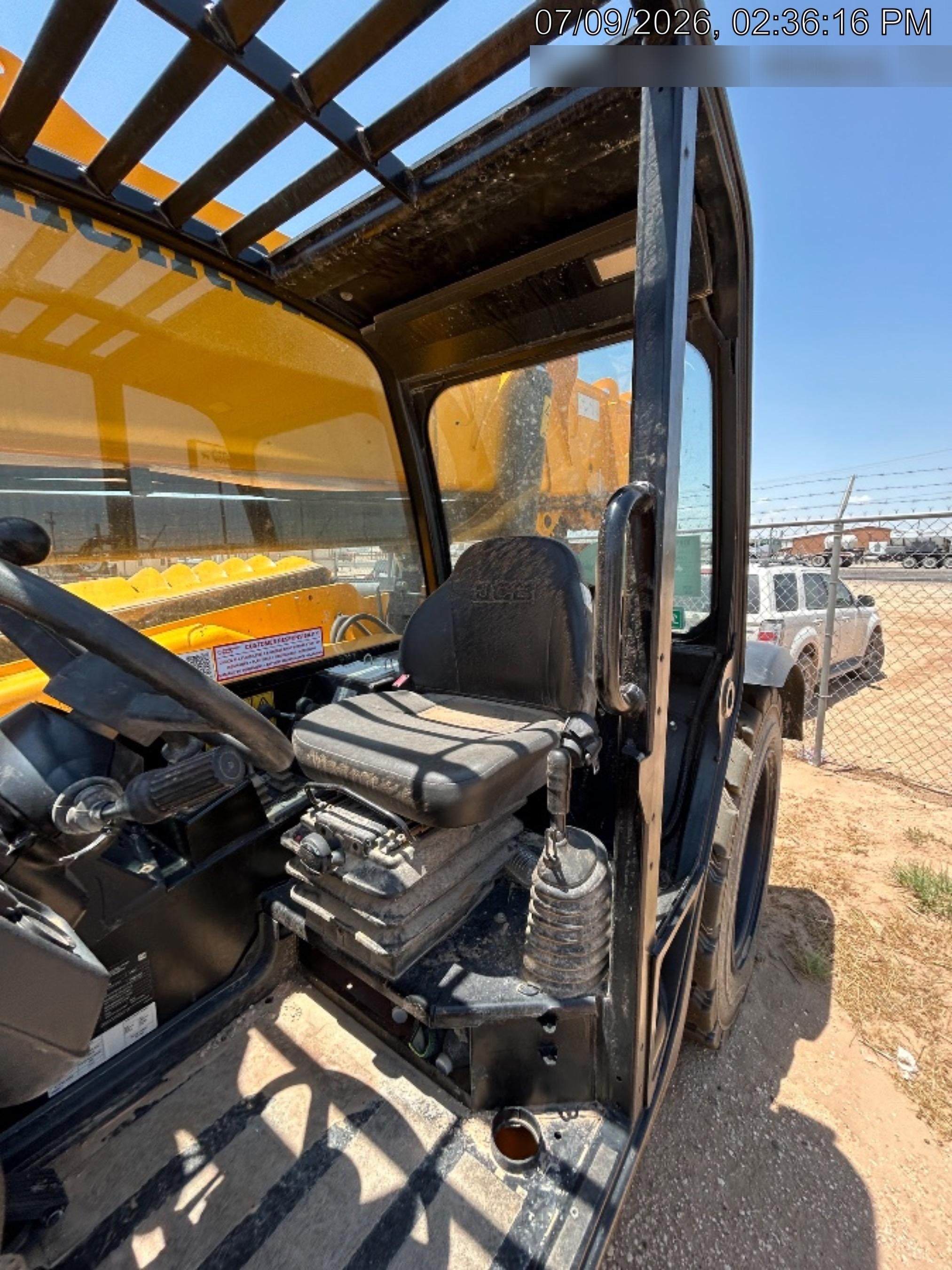 2025 JCB 512-56